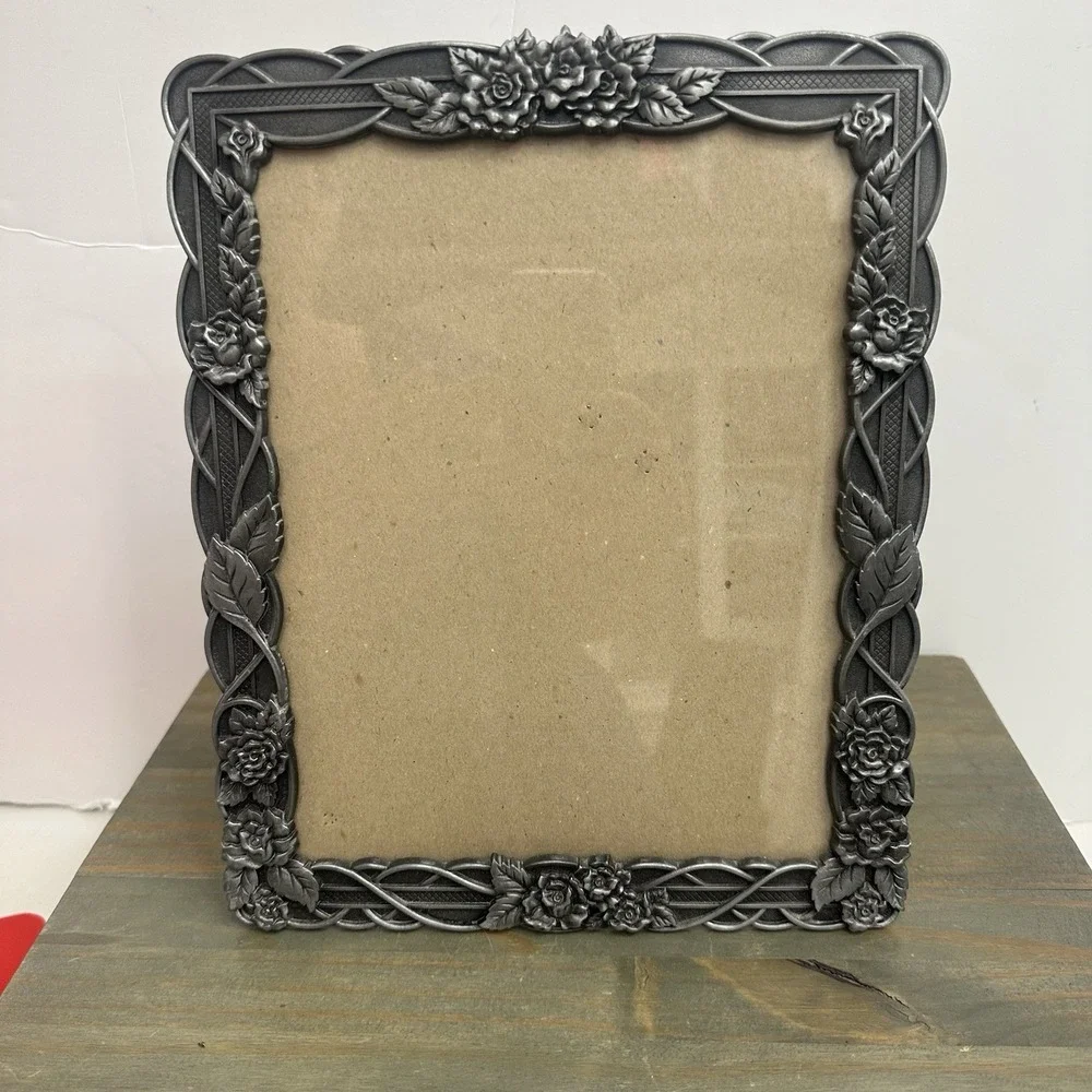 Vintage Ornate Pewter Grey Metal Rose Vine Photo Frame For 8x10